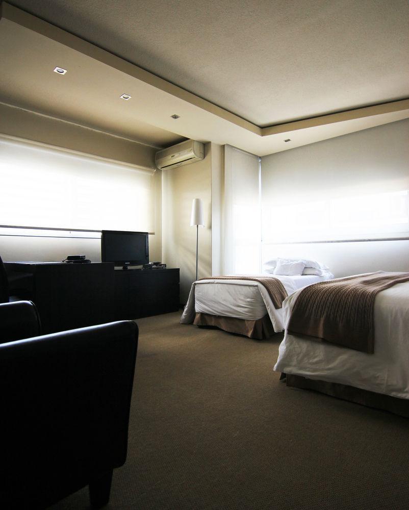 27 Suites Hotel Montevideo Kültér fotó
